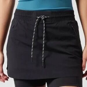 Athleta Trekkie Skort Black Hiking Active Skirt with Pockets Size 6 EUC